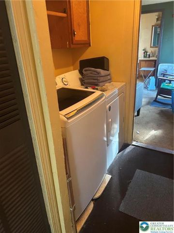 285 Greenbriar Drive, East Allen Twp, PA 18014