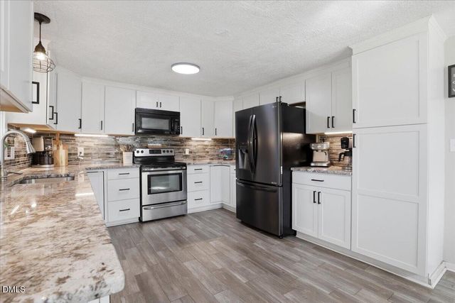 334 Perry Curtis Road, Zebulon, NC 27597