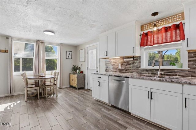 334 Perry Curtis Road, Zebulon, NC 27597