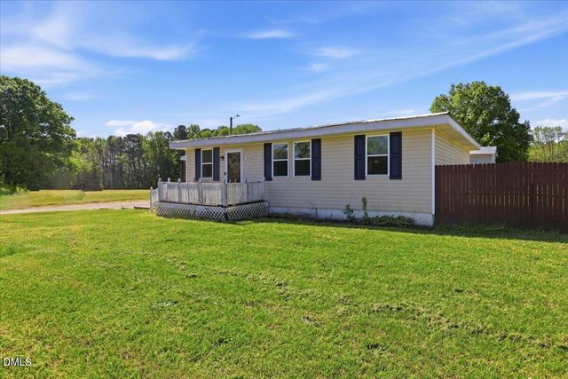 334 Perry Curtis Road, Zebulon, NC 27597