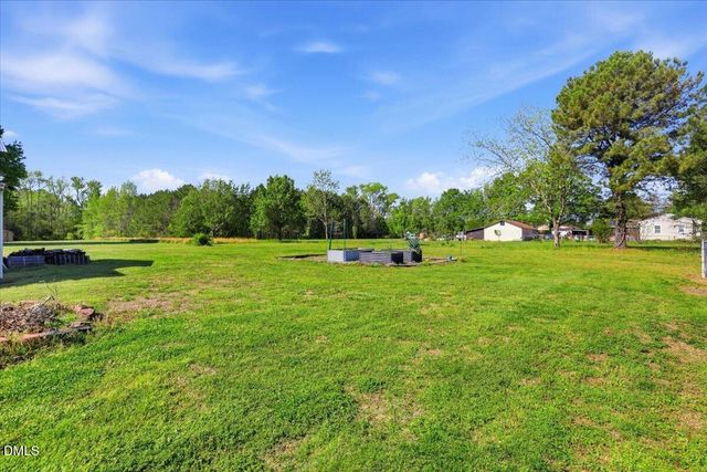 334 Perry Curtis Road, Zebulon, NC 27597