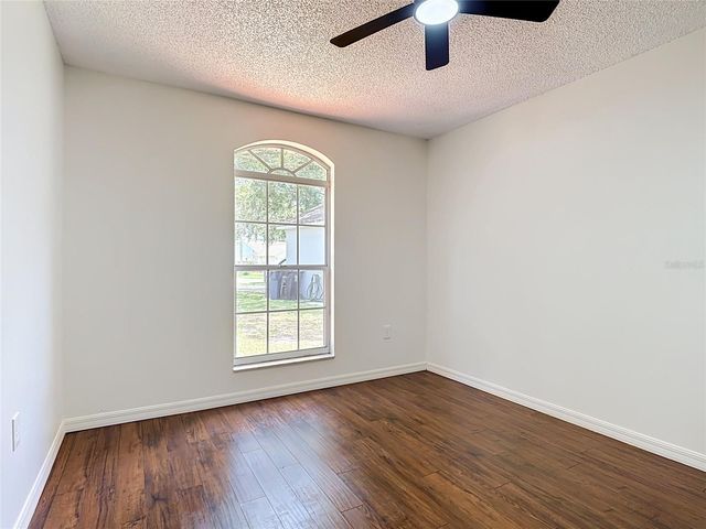210 ROBBINS REST CIRCLE, Davenport, FL 33896