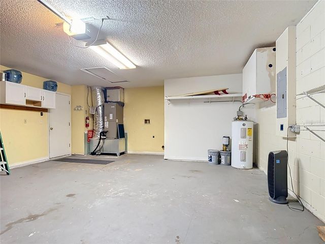 210 ROBBINS REST CIRCLE, Davenport, FL 33896