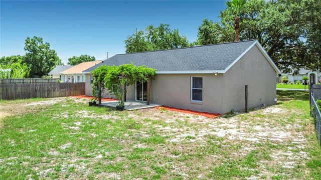 210 ROBBINS REST CIRCLE, Davenport, FL 33896