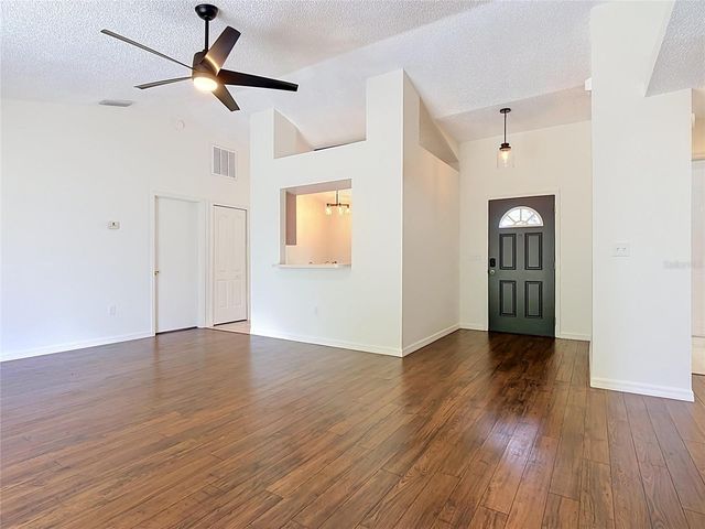 210 ROBBINS REST CIRCLE, Davenport, FL 33896