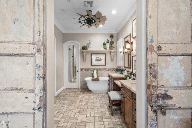 4104 Caribbean Street, Oxnard, CA 93035