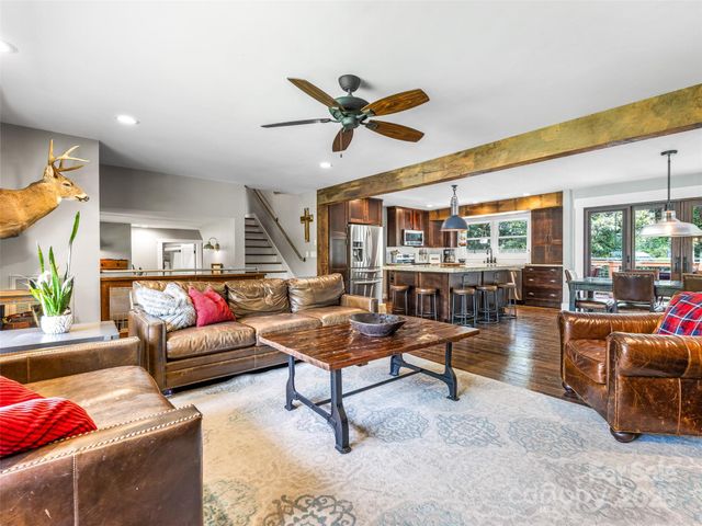 135 Dogwood Drive, Brevard, NC 28712