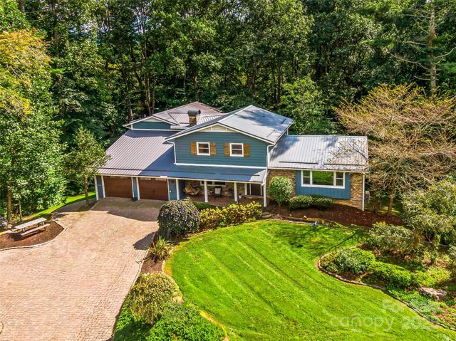 135 Dogwood Drive, Brevard, NC 28712