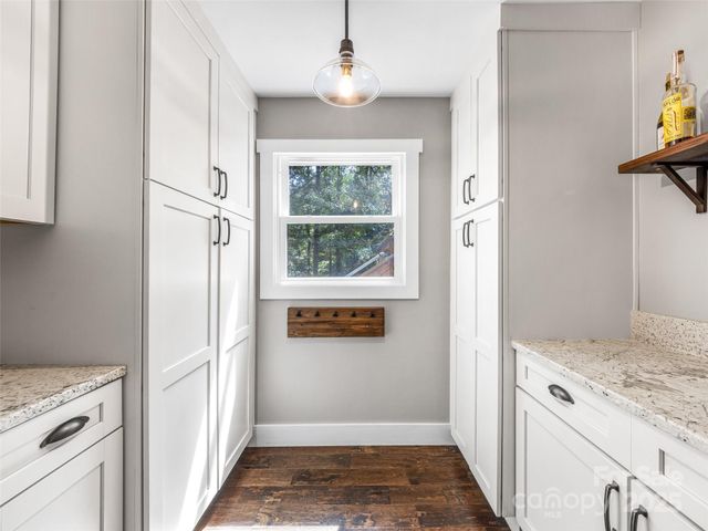 135 Dogwood Drive, Brevard, NC 28712