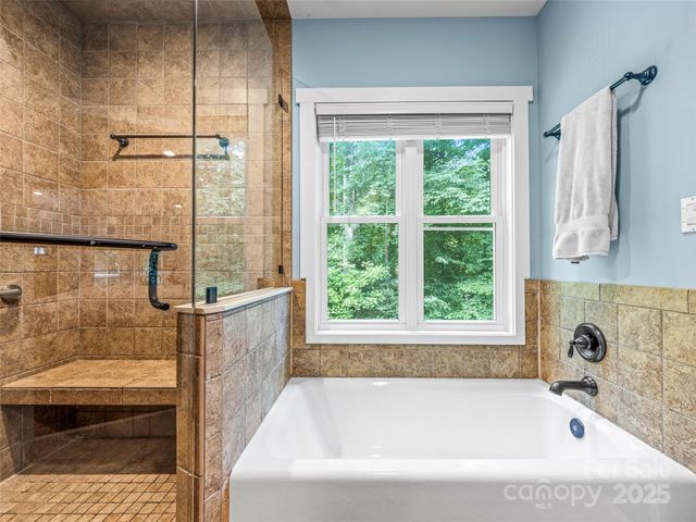 135 Dogwood Drive, Brevard, NC 28712
