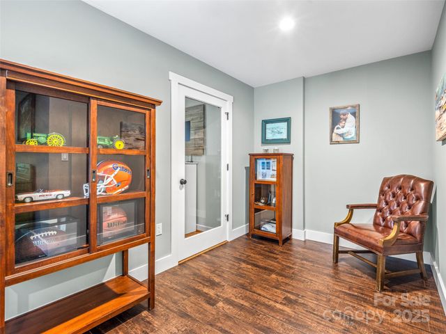 135 Dogwood Drive, Brevard, NC 28712