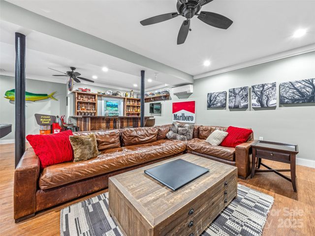 135 Dogwood Drive, Brevard, NC 28712