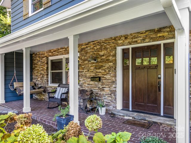 135 Dogwood Drive, Brevard, NC 28712