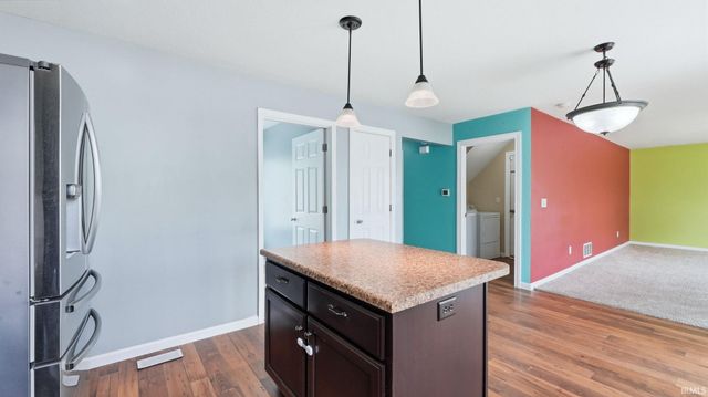 406 Viburnum Creek Run, Avilla, IN 46710