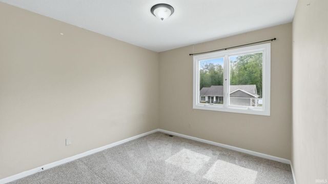 406 Viburnum Creek Run, Avilla, IN 46710