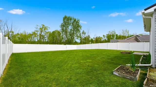 406 Viburnum Creek Run, Avilla, IN 46710