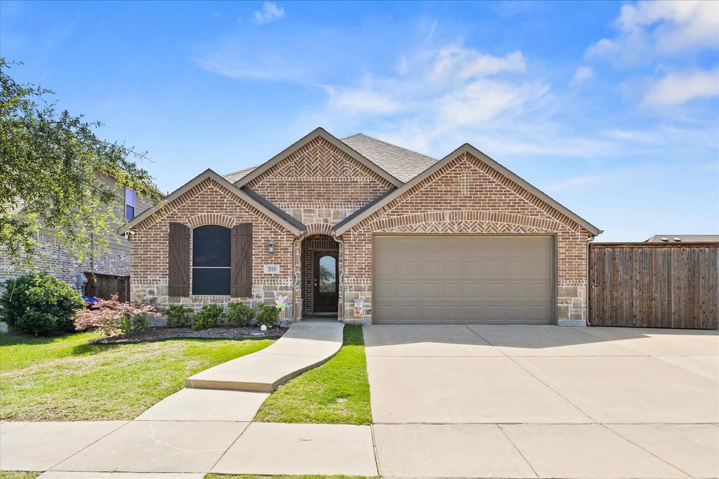 2110 Clear Branch Way, Royse City, TX 75189