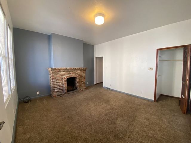 44 Cowan St, Mt Washington, PA 15211