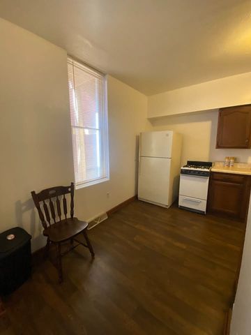 44 Cowan St, Mt Washington, PA 15211