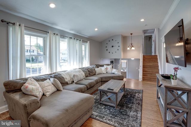 234 RAMBLEWOOD PKWY, Mount Laurel, NJ 08054