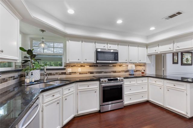 21802 Fearless Drive, Hockley, TX 77447