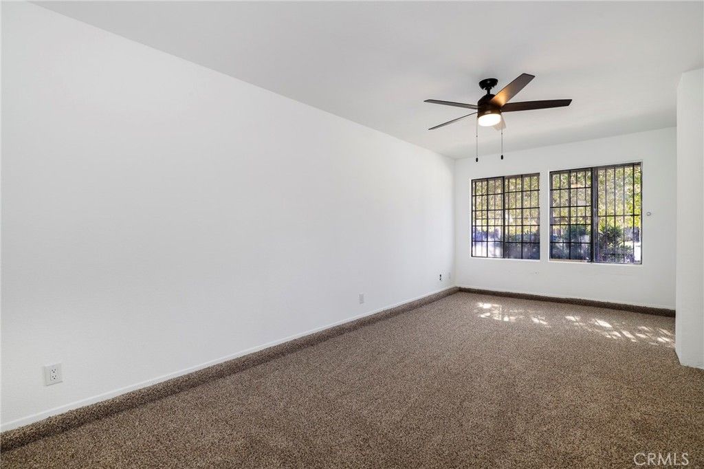 Image 17 of property listing at 153 Deblynn Court, Palmdale, CA 93550