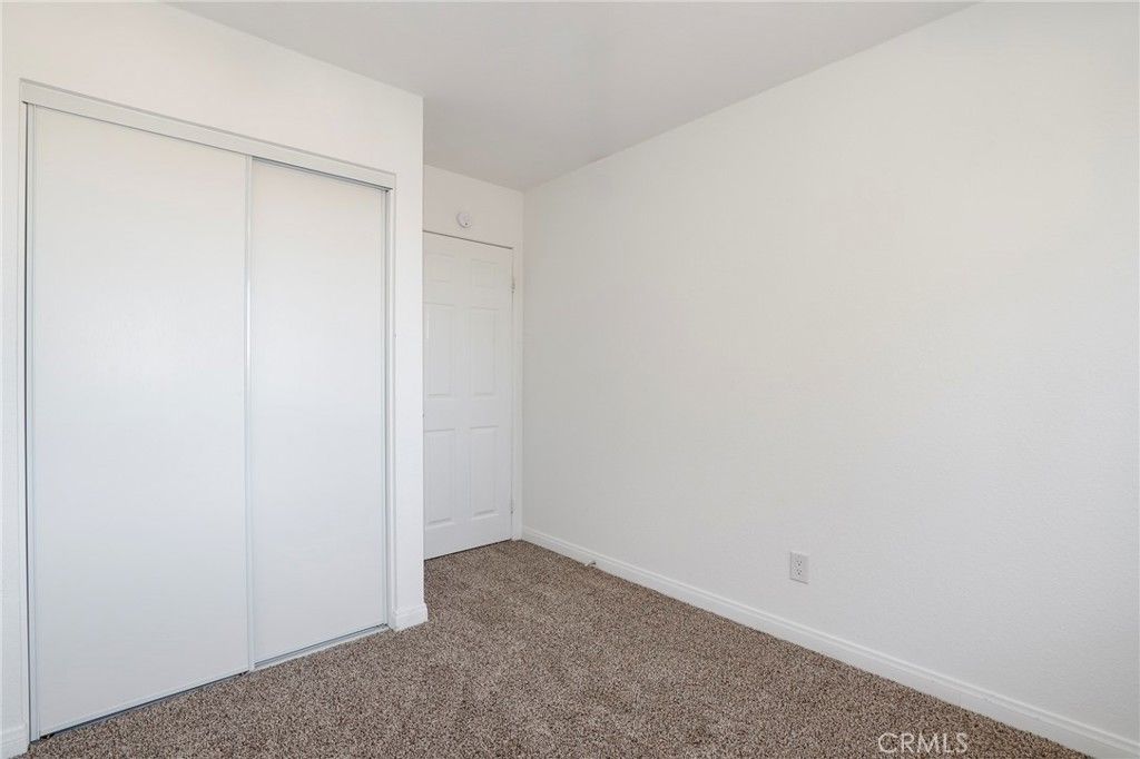 Image 26 of property listing at 153 Deblynn Court, Palmdale, CA 93550