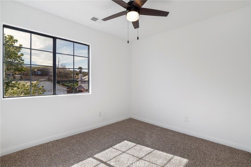 Image 28 of property listing at 153 Deblynn Court, Palmdale, CA 93550