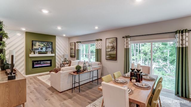 627 Faulkner Drive, Lithopolis, OH 43136
