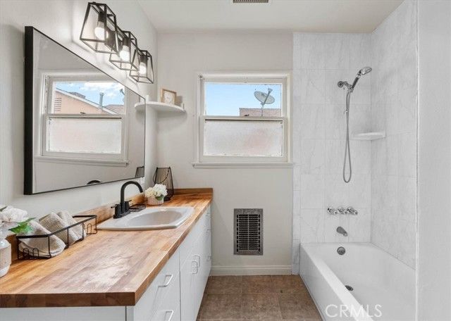 7000 Nagle, North Hollywood (los Angeles), CA 91605