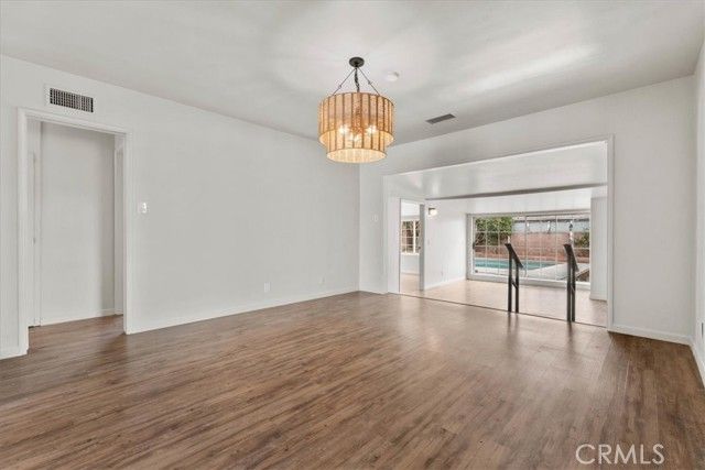 7000 Nagle, North Hollywood (los Angeles), CA 91605