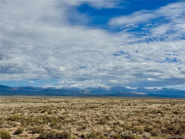 13 2nd St, Blanca, CO 81123