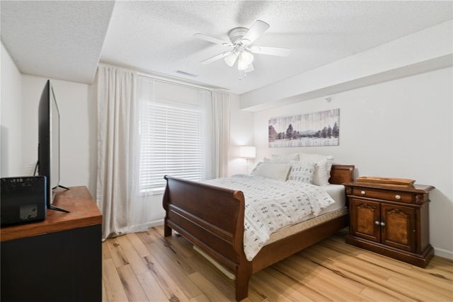 528 Westside Drive, Iowa City, IA 52246