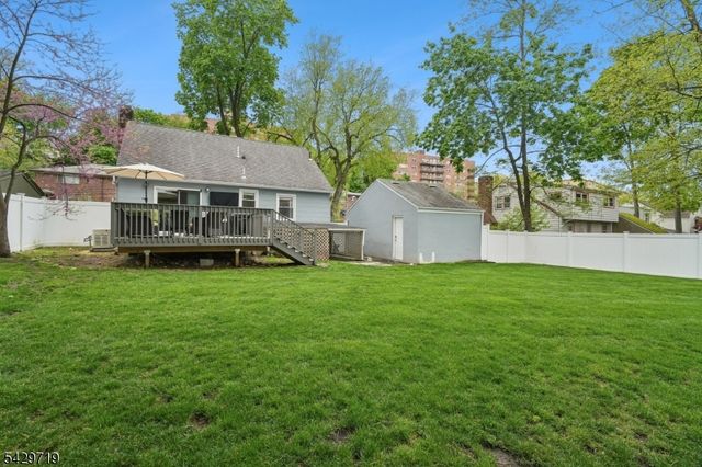 36 Espy Rd, Caldwell Boro Twp., NJ 07006