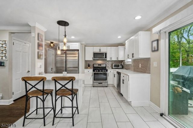 36 Espy Rd, Caldwell Boro Twp., NJ 07006