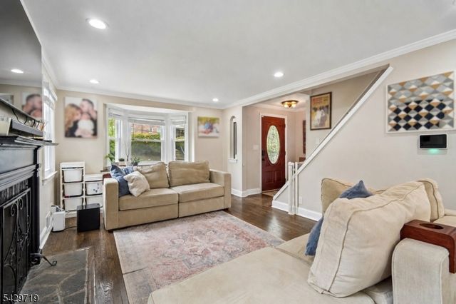 36 Espy Rd, Caldwell Boro Twp., NJ 07006