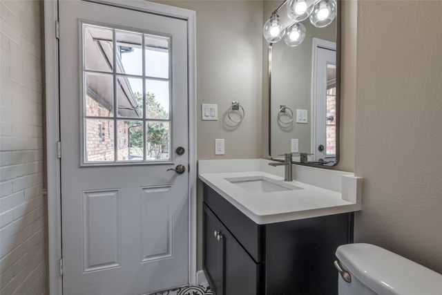 10908 Colbert Way, Dallas, TX 75218