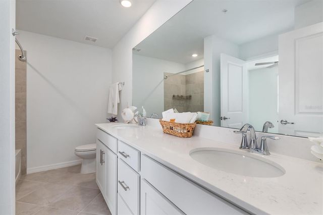 17565 OPAL SAND DRIVE 201, Venice, FL 34293