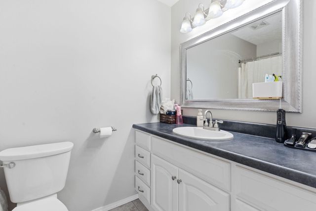 414 W Chestnut Road, Nixa, MO 65714