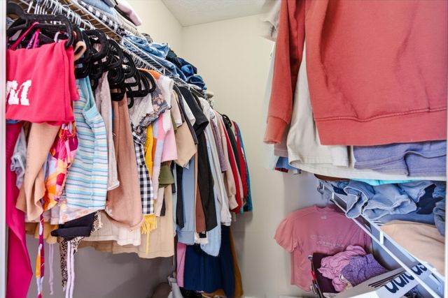 414 W Chestnut Road, Nixa, MO 65714