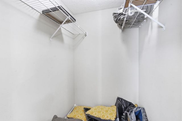 414 W Chestnut Road, Nixa, MO 65714