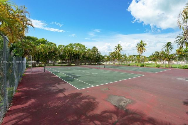 6350 NW 62nd St 308, Tamarac, FL 33319