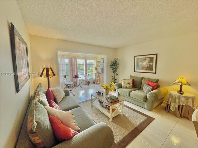 6350 NW 62nd St 308, Tamarac, FL 33319