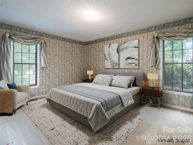 40 Applecross Road, Weaverville, NC 28787