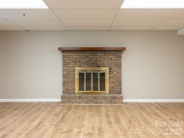 40 Applecross Road, Weaverville, NC 28787