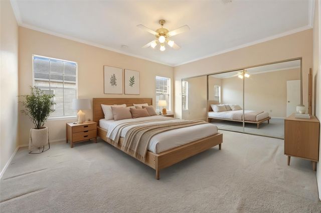 332 Wilcrest Drive 332, Houston, TX 77042