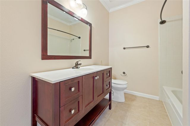 332 Wilcrest Drive 332, Houston, TX 77042