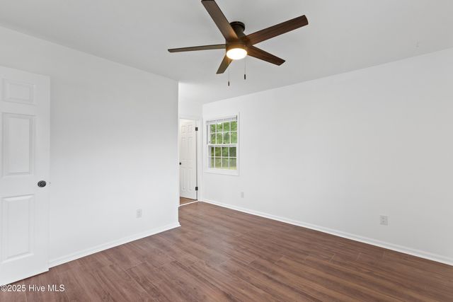 515 Brynn Marr Road, Jacksonville, NC 28546