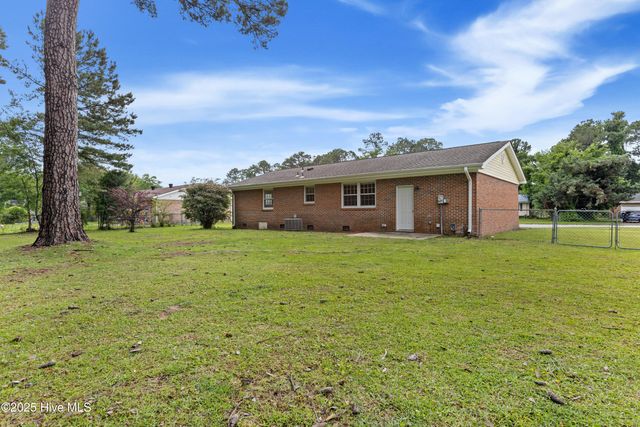515 Brynn Marr Road, Jacksonville, NC 28546