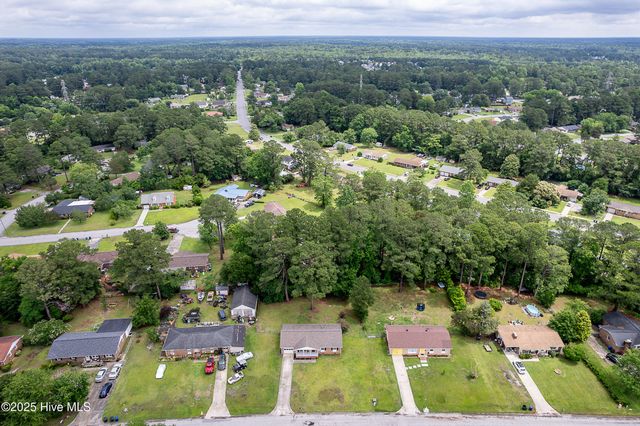 515 Brynn Marr Road, Jacksonville, NC 28546